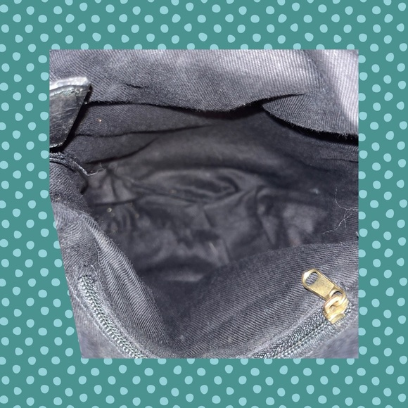 Leather loft Basics Crossbody Bag - Picture 8 of 9